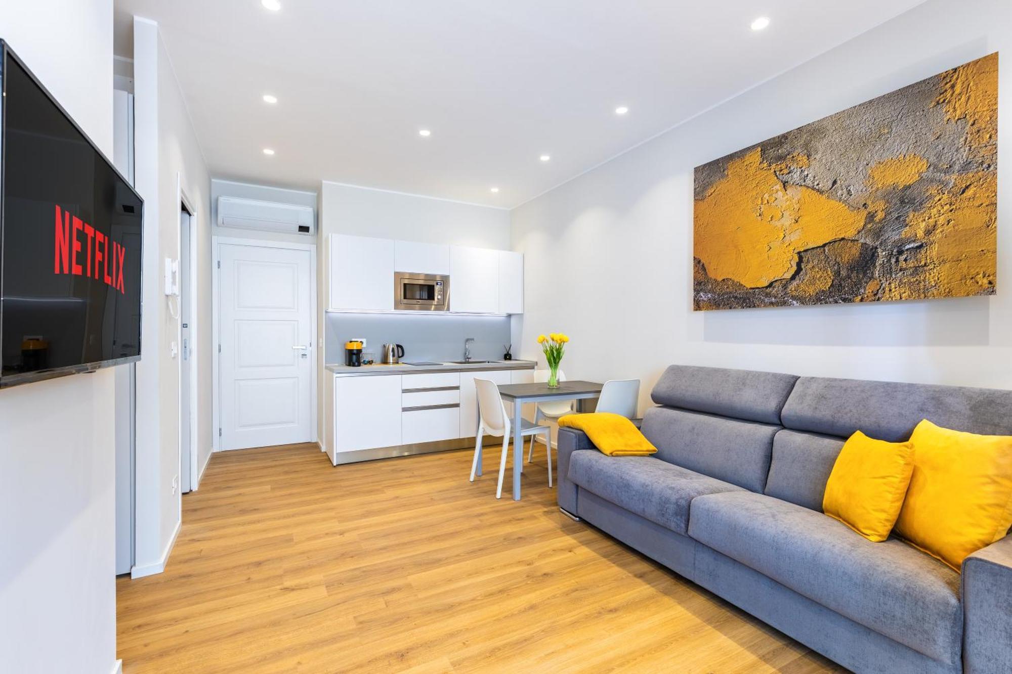 C8 Apartments Asti Esterno foto